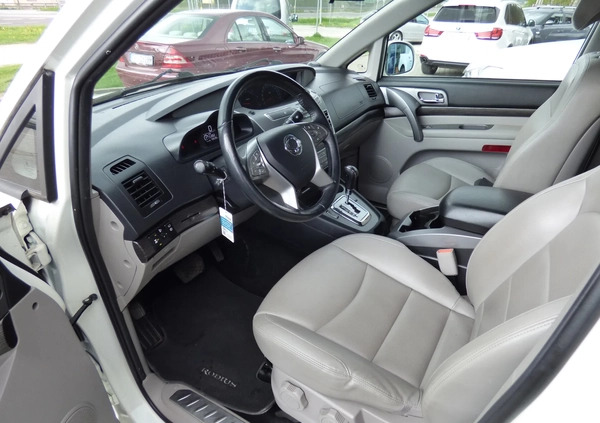SsangYong Rodius cena 68900 przebieg: 59538, rok produkcji 2016 z Zdzieszowice małe 436